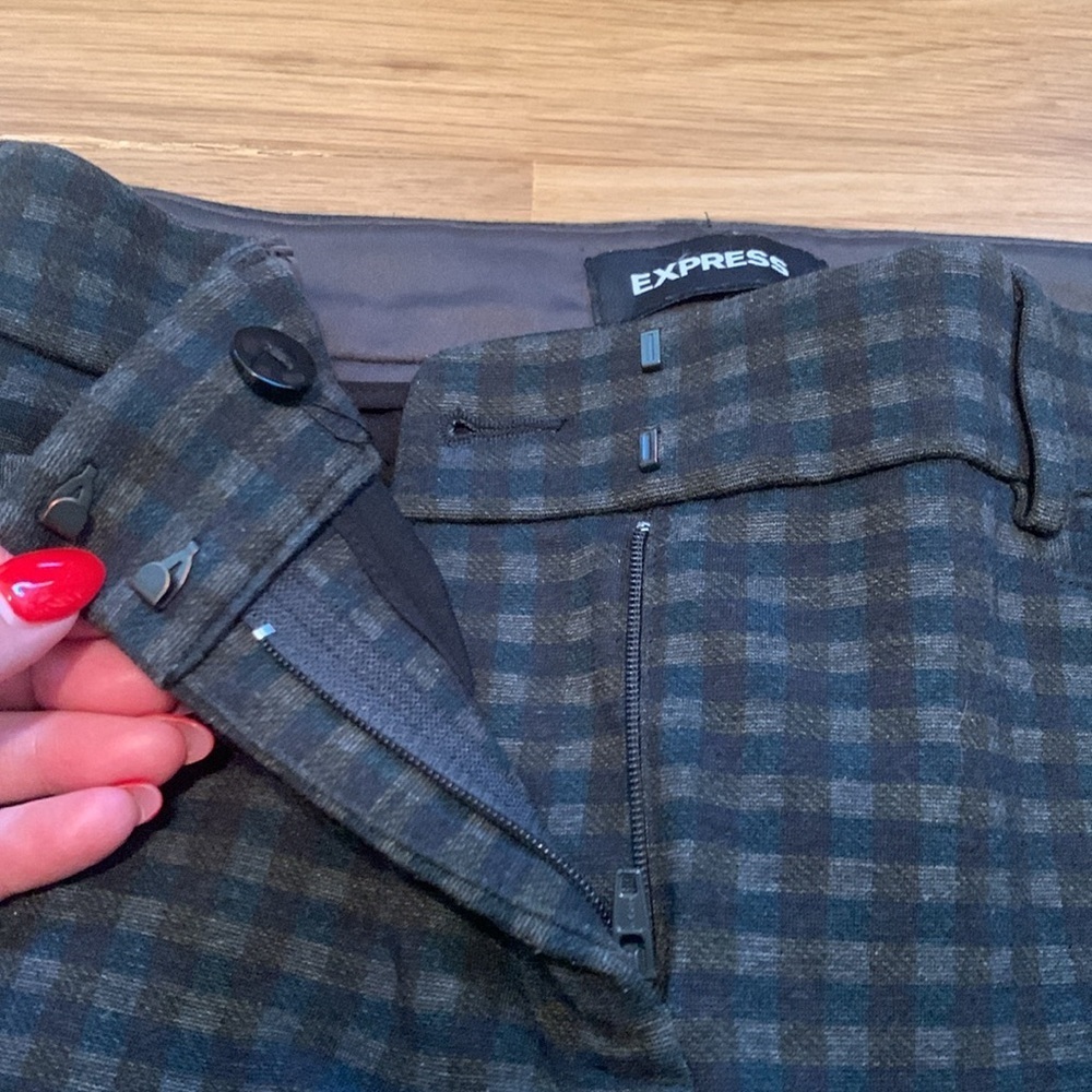 Express Columnist Barely Boot Mid Rise Stretch Pl… - image 7